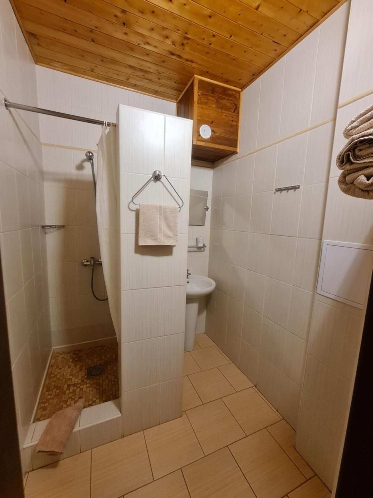 מוסט Garni Hotel Asas*** מראה חיצוני תמונה